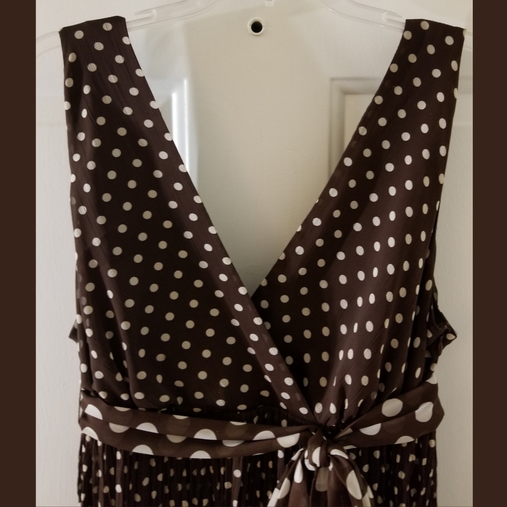Dress - Picture 4 of 5